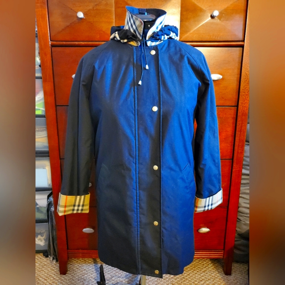 Women's Burberry Black Classic Water proof hood Trench coat